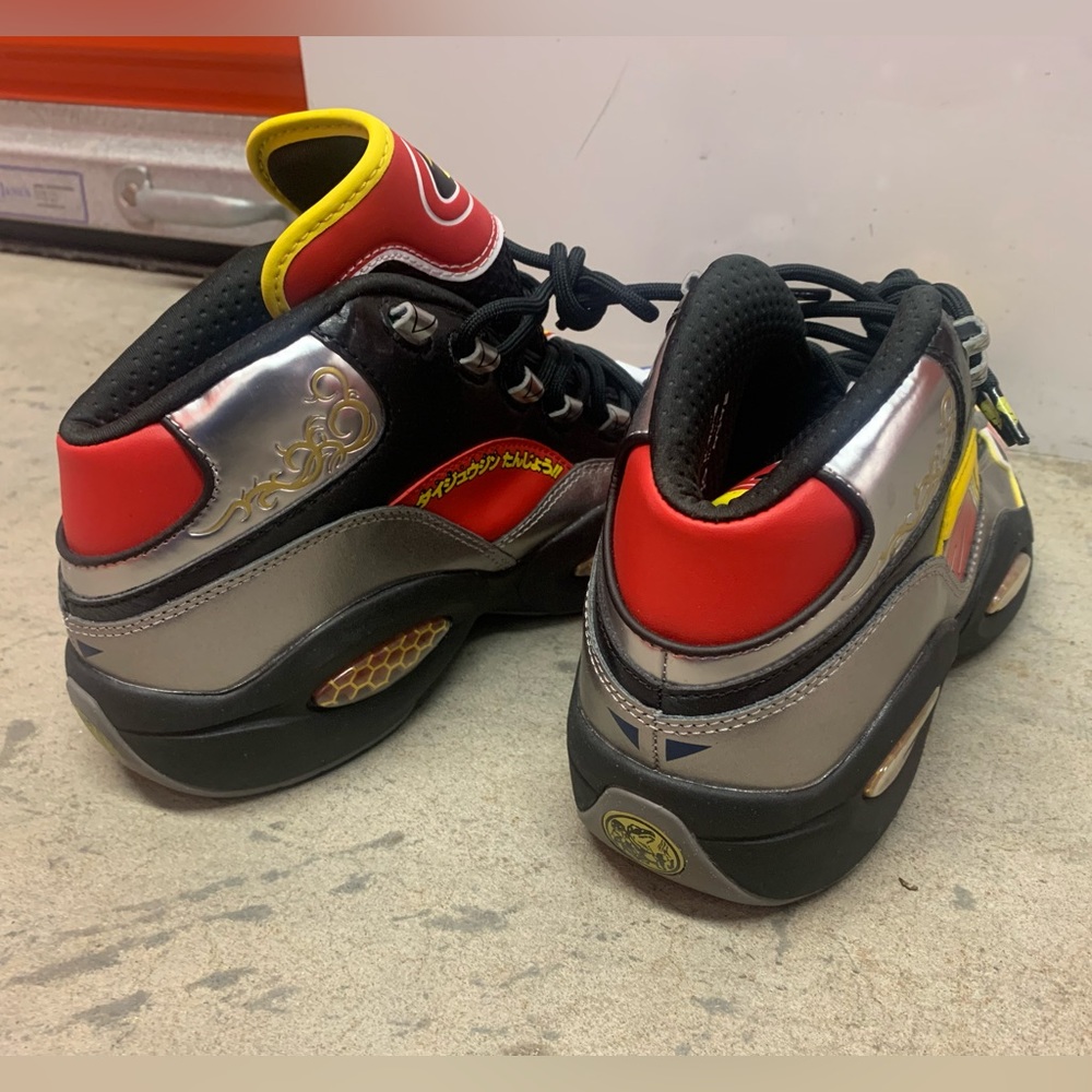 Power Rangers X Reebok Iversons’ “Question Mid Megazord” - Picture 5 of 5